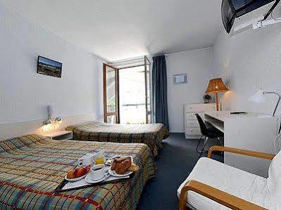 Les Chemins Francis - Modern Hotel Bagnols-les-Bains Eksteriør bilde