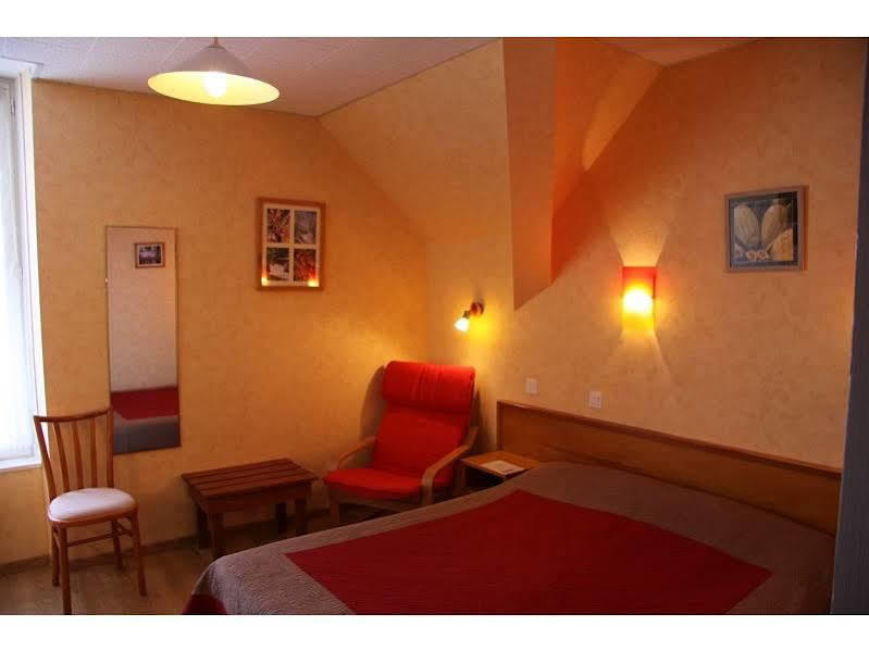Les Chemins Francis - Modern Hotel Bagnols-les-Bains Eksteriør bilde